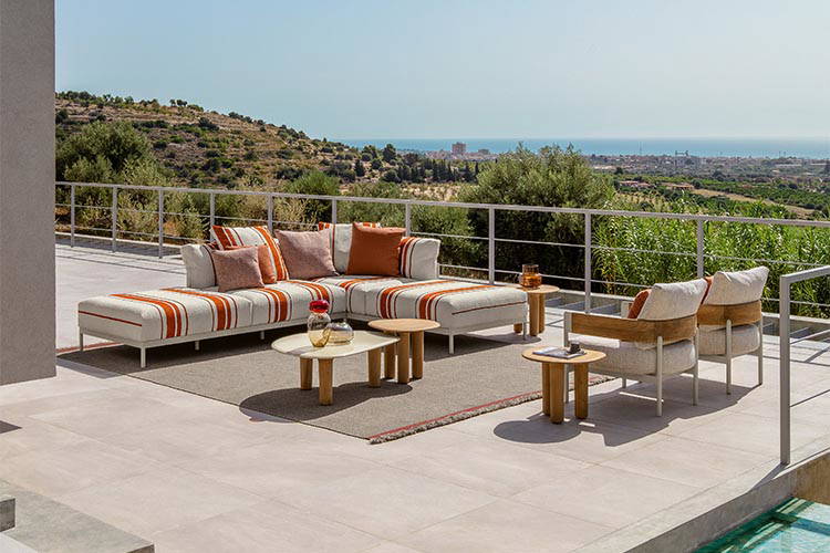 outdoor end tables