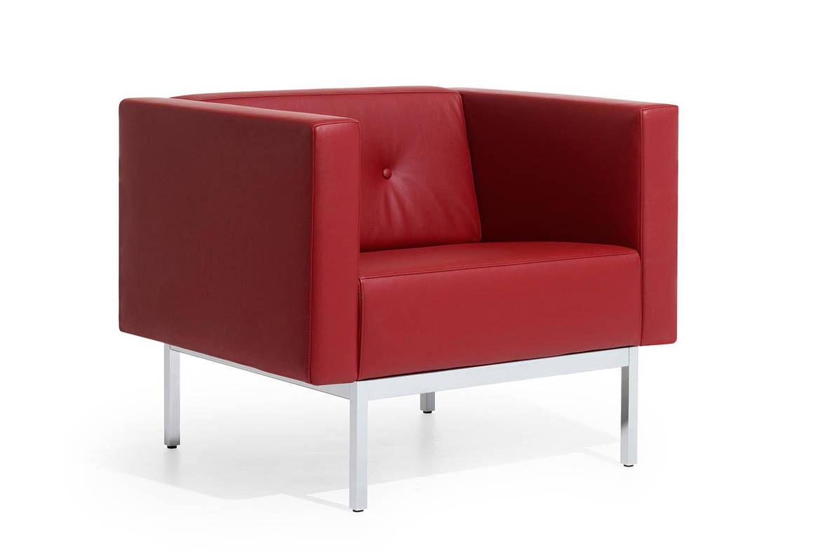 070 lounge chair by Artifort 070 lounge chair by Artifort