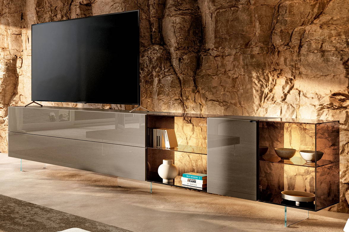 The 36e8 2661 TV Stand by Daniele Lago for Lago. The 36e8 2661 TV Stand by Daniele Lago for Lago.