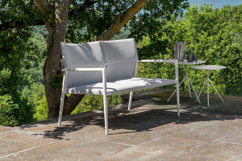 Adama sofa by Talenti
