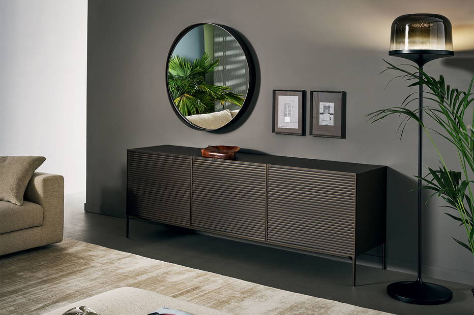 Adone mirror in a living room setting by Marconato & Zappa for Bonaldo