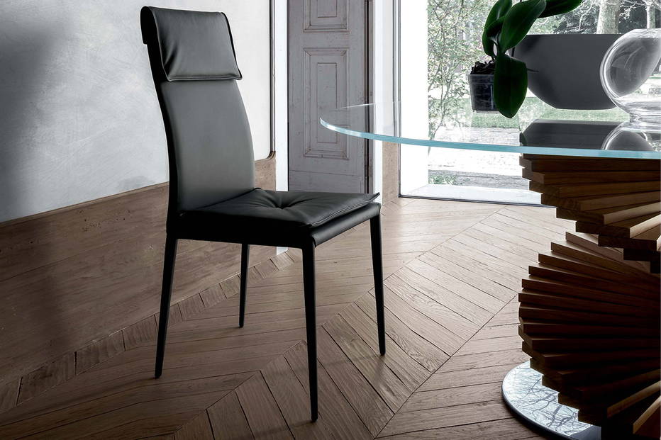 Adria dining chair by Tonin Casa