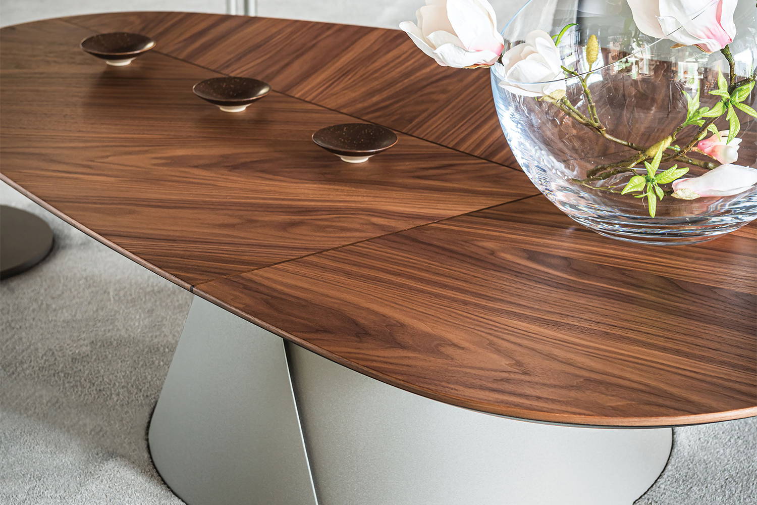Adrian Wood Coffee Table by Cattelan Italia | room service 360°
