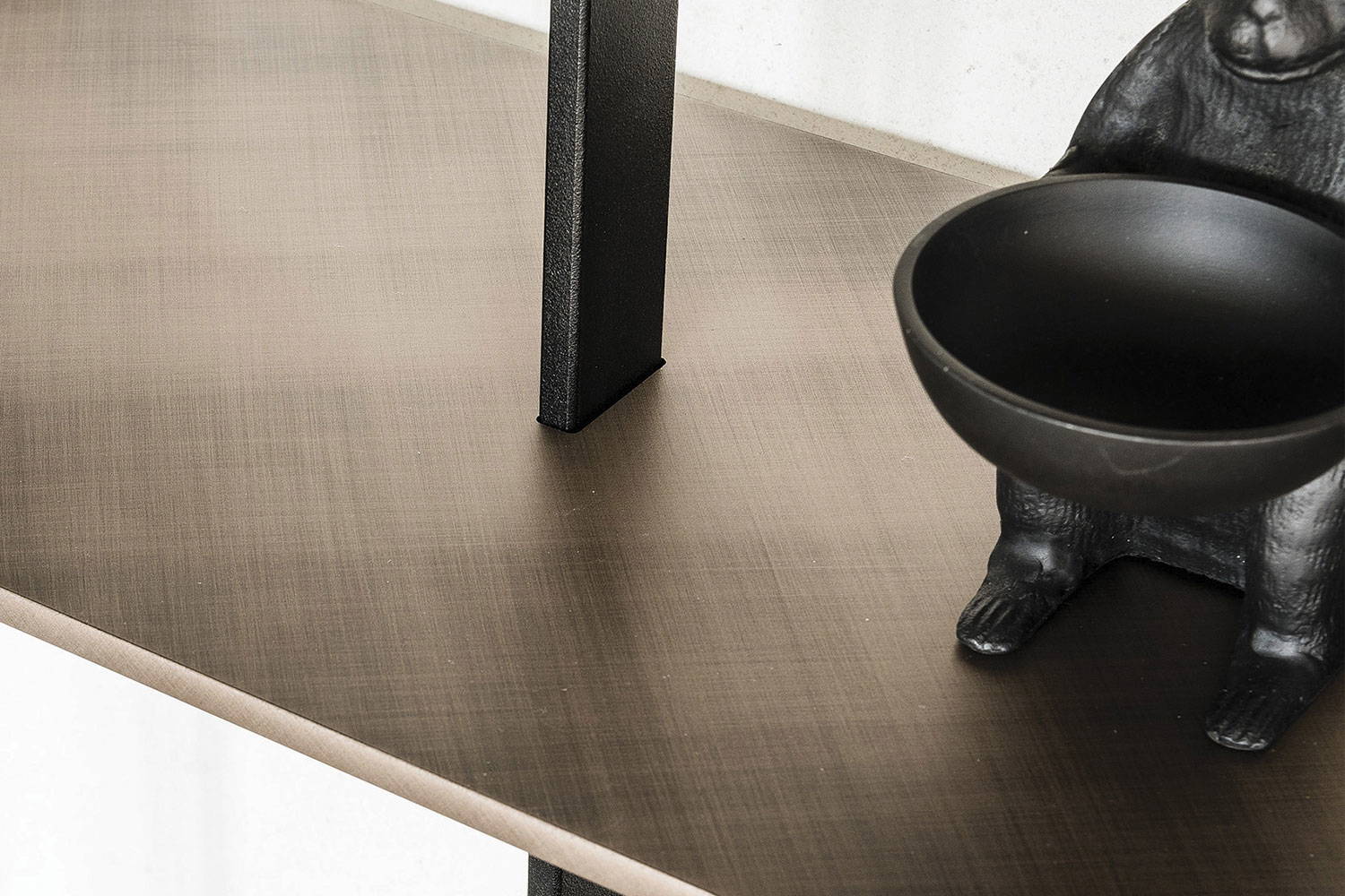 Airport Bookshelf Composition B by Cattelan Italia | room service 360°