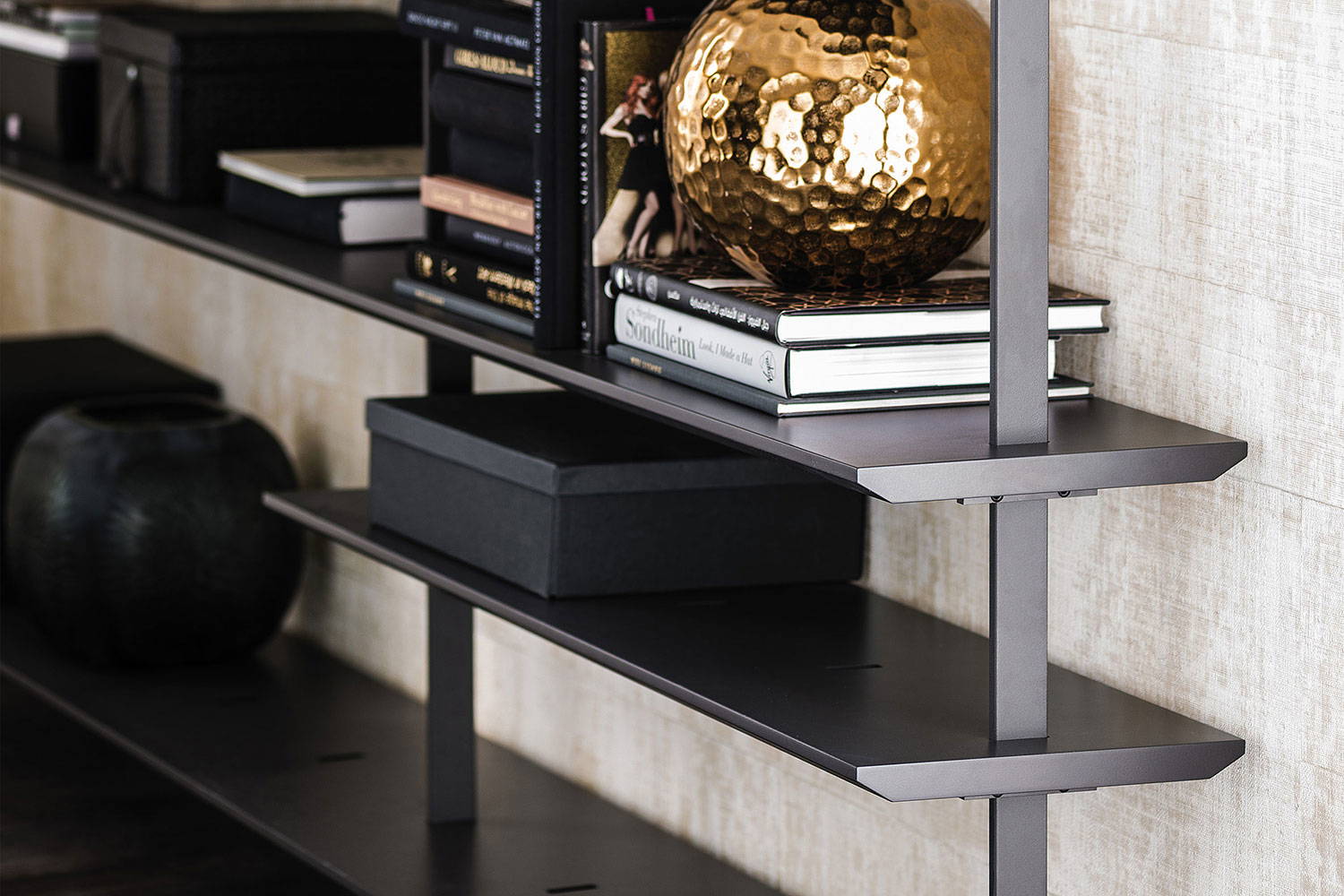 Airport Bookshelf Composition A by Cattelan Italia | room service 360°