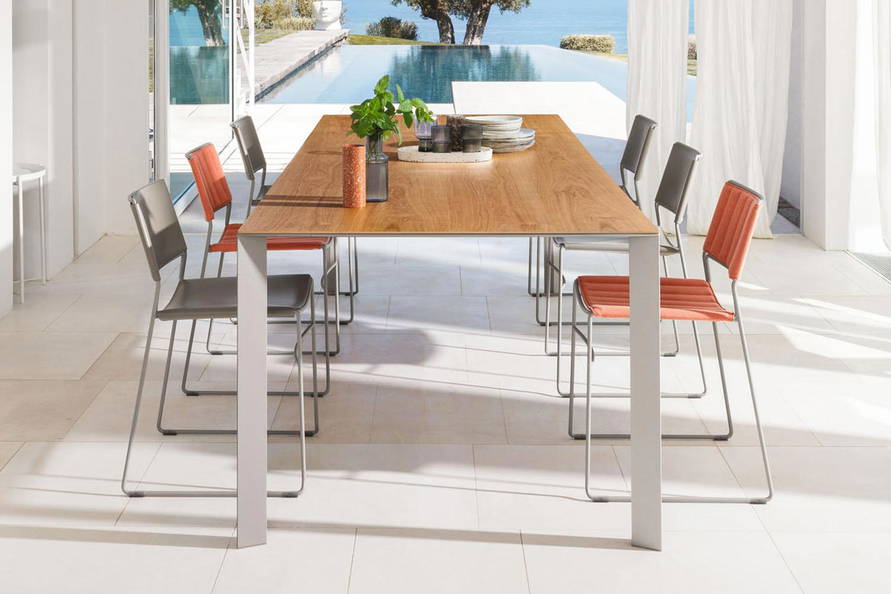 Akashi Extension Dining Table