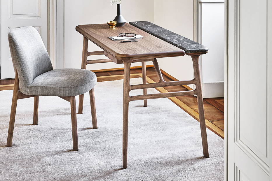 Aksel Office Desk by Porada