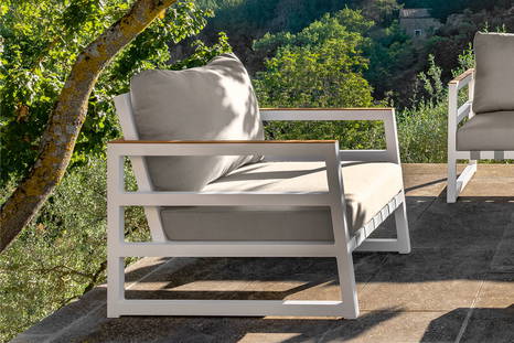 The Alabama Alu Lounge Armchair by Marco Acerbis for Talenti.