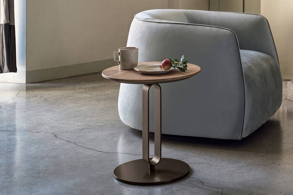 Alfred end table is designed by Roberto Giacomucci