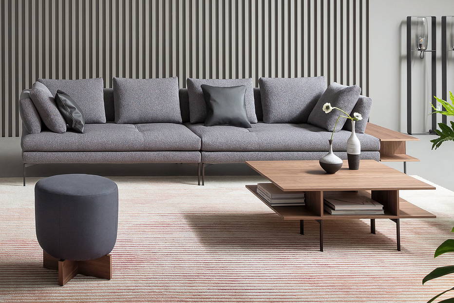 Aliante coffee table and sofa by Sergio Bicego for Bonaldo