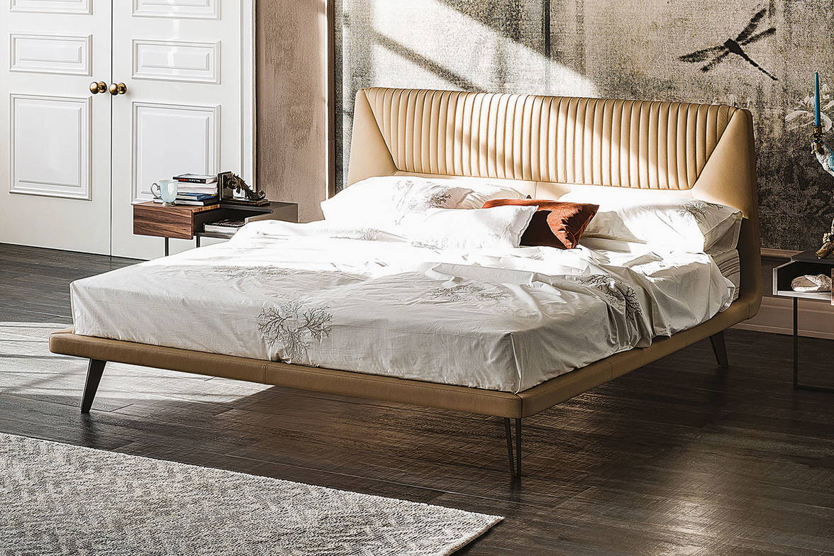 Amadeus bed with Dante nightstands Amadeus bed with Dante nightstands