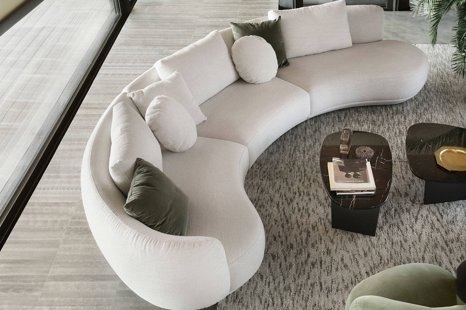 Amalfi XL Curved Sectional Sofa by Nicoline Italia | room service 360°