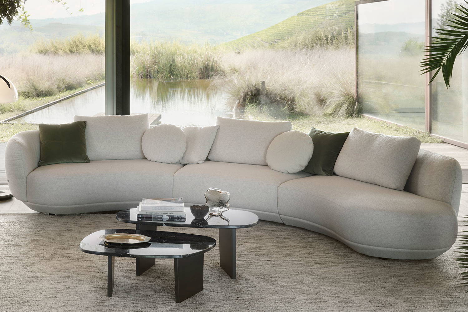Amalfi XL Curved Sectional Sofa by Nicoline Italia | room service 360°