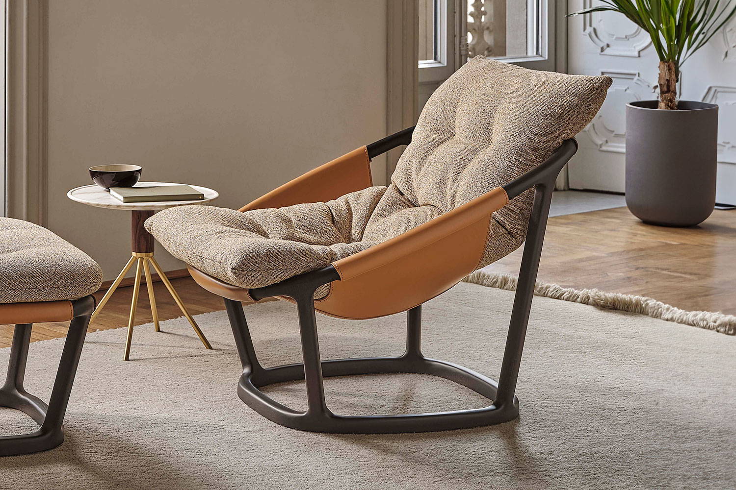 Amarantha Chair