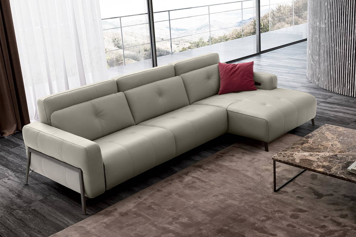 Antares Living Sectional Sofa with Chaise by Nicoline Italia Antares Living Sectional Sofa with Chaise by Nicoline Italia