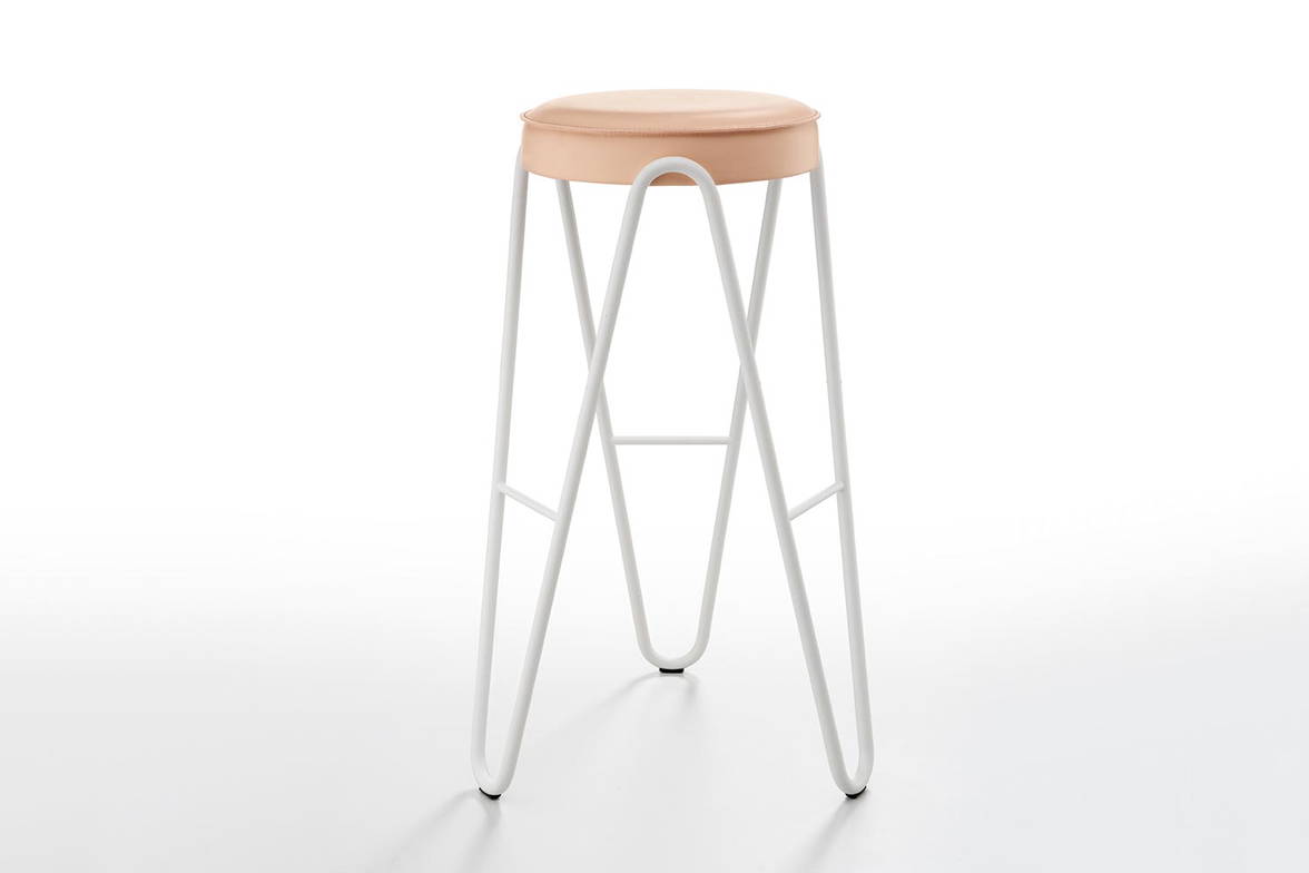 Apelle Jump bar stool by Midj Apelle Jump bar stool by Midj