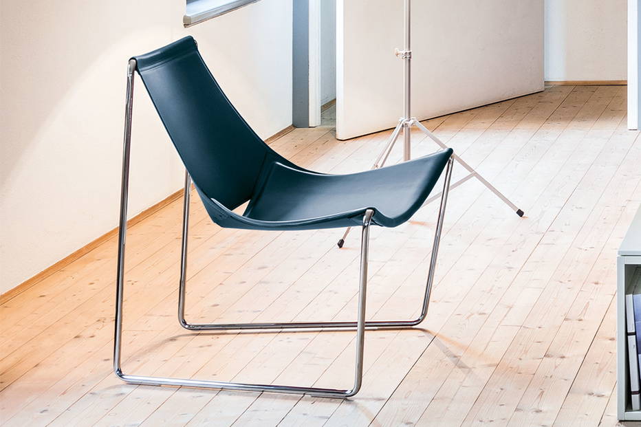 Apelle lounge chair by Midj