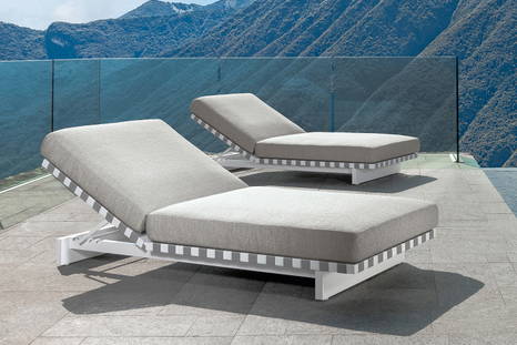 Argo Alu chaise lounge designed by Ludovica and Roberto Palomba