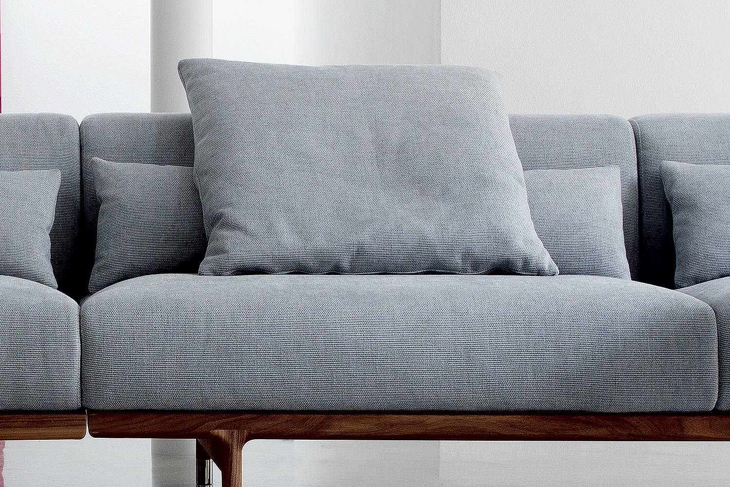 Argo Pillow