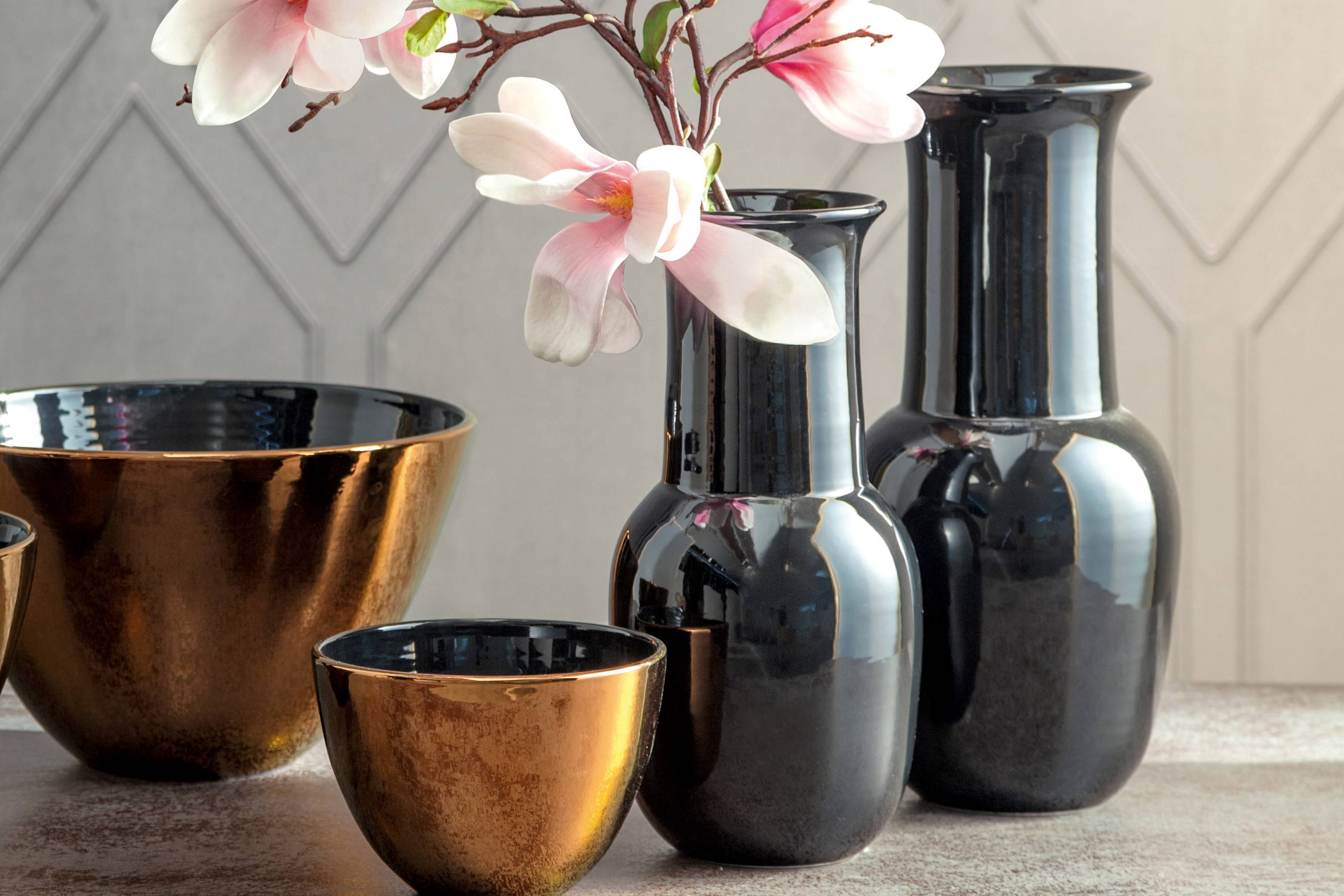 Aria vases, close-up