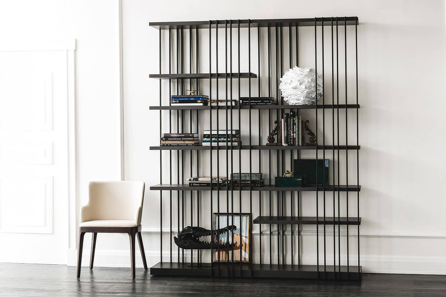 Arsenal Bookcase by Cattelan Italia | room service 360°