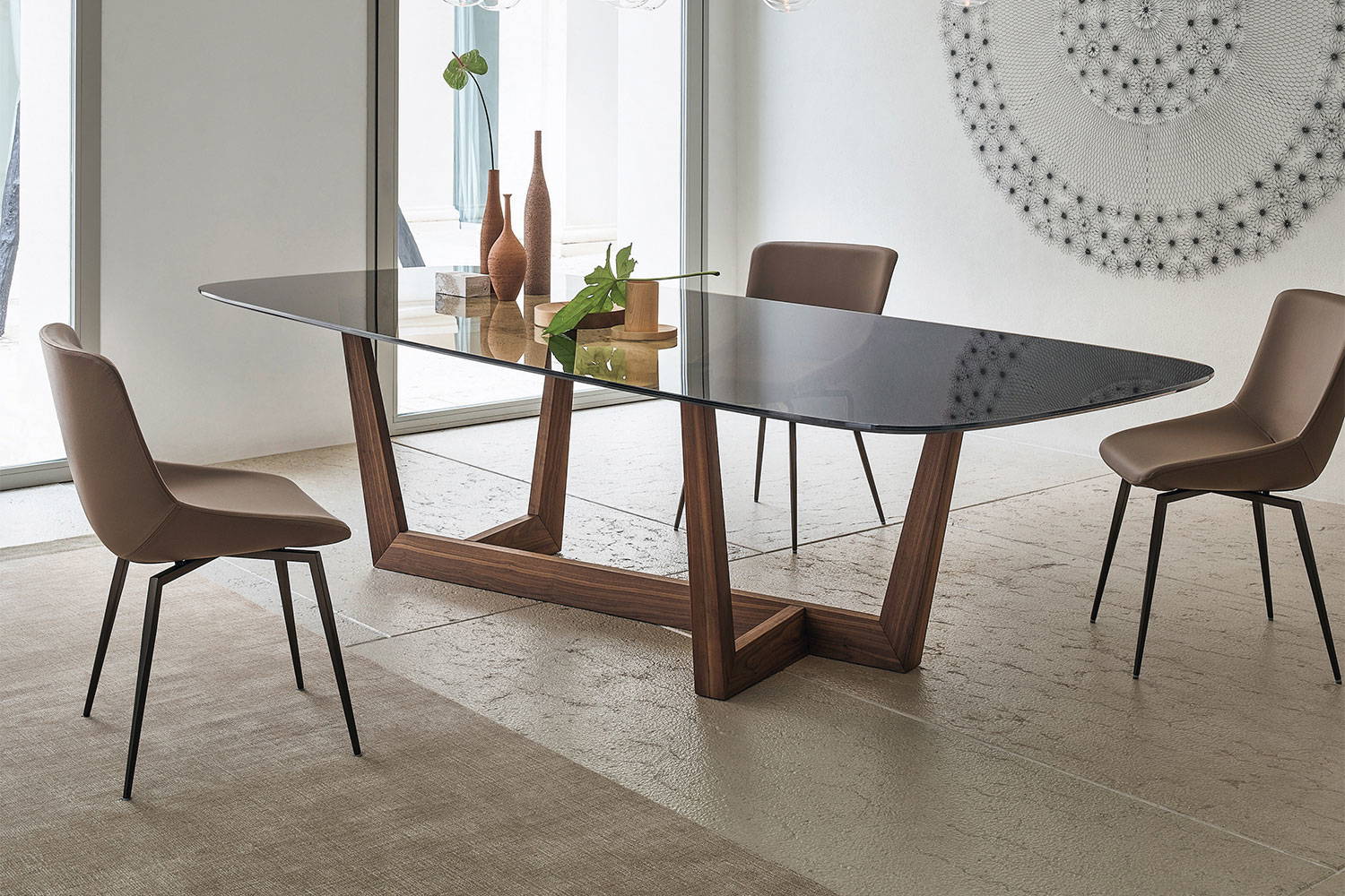 Art Wood base dining table by Bonaldo