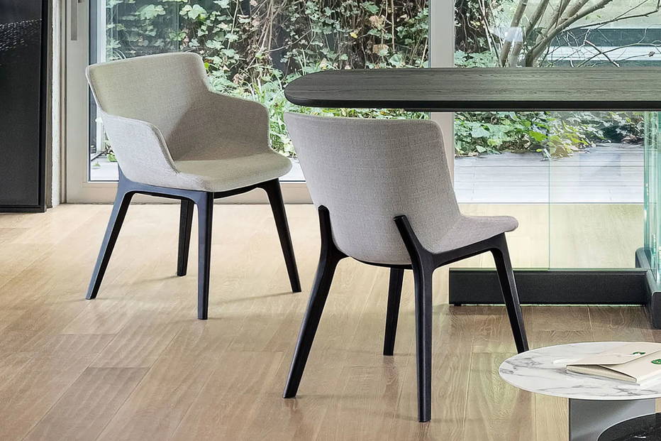 Artika wood dining chairs by Bonaldo