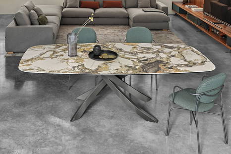 Artistico barrel dining table designed by Pocci & Dondoli for Bontempi Casa