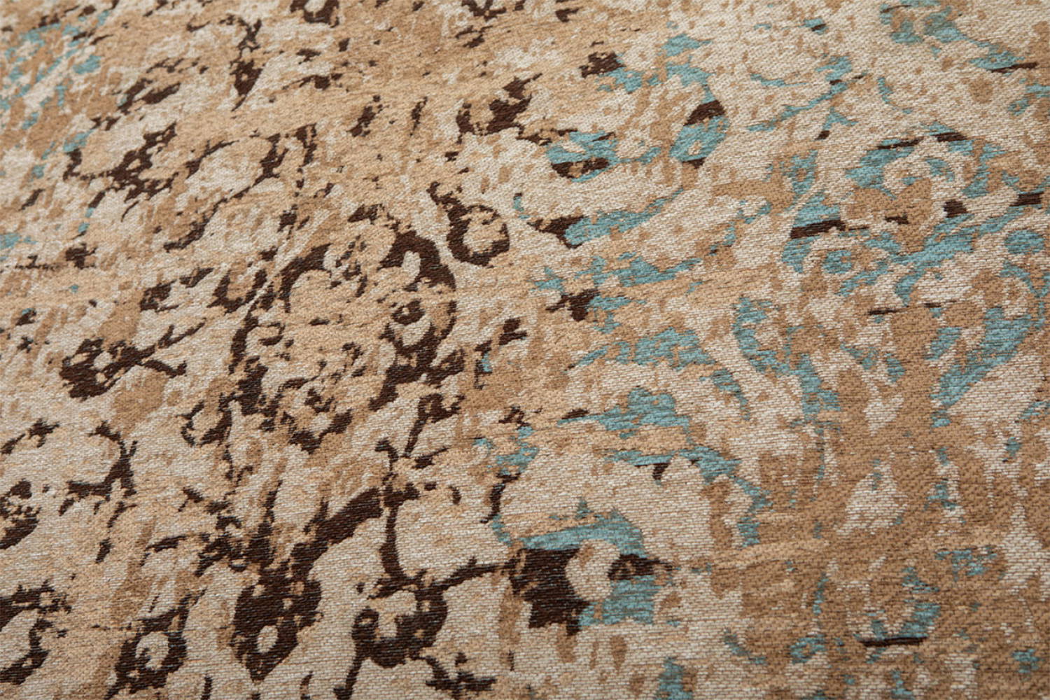 Atelier rug by Tonin Casa close-up