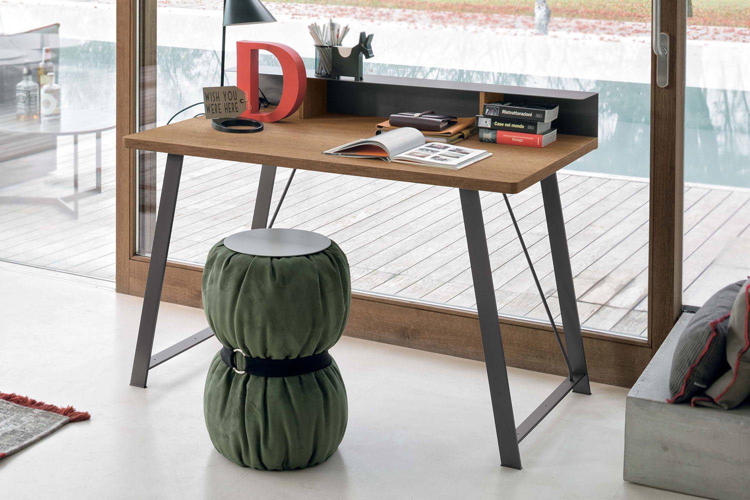 Atlante desk by Tomasella