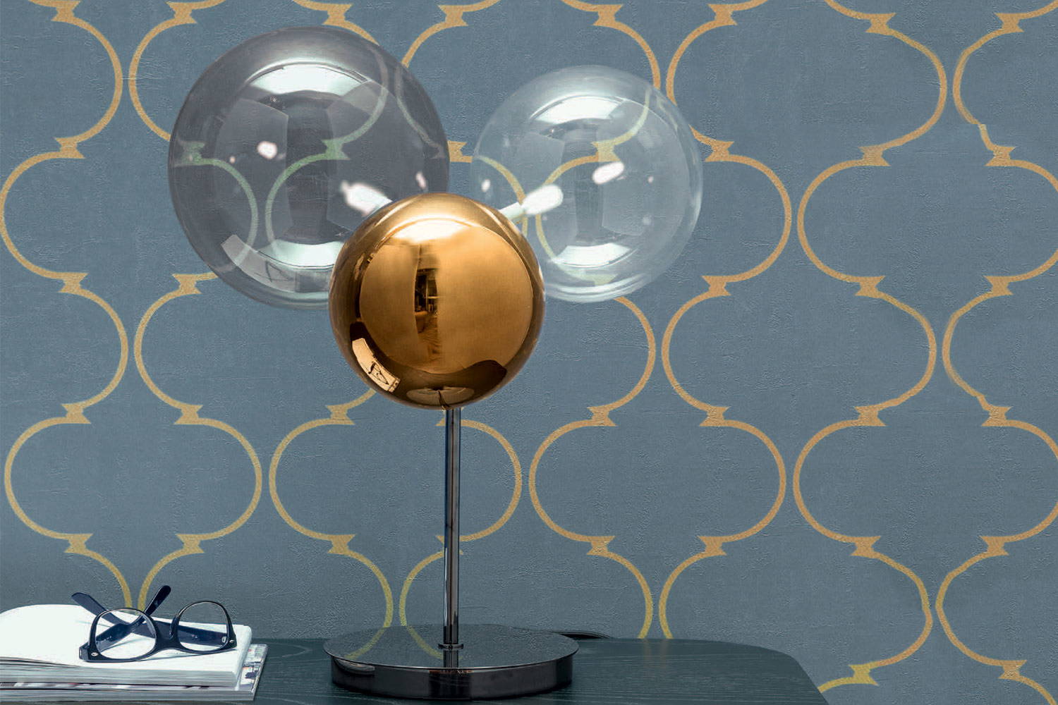 Atomo Table Lamp
