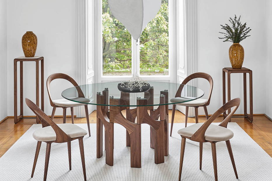 Augusto Round Dining Table