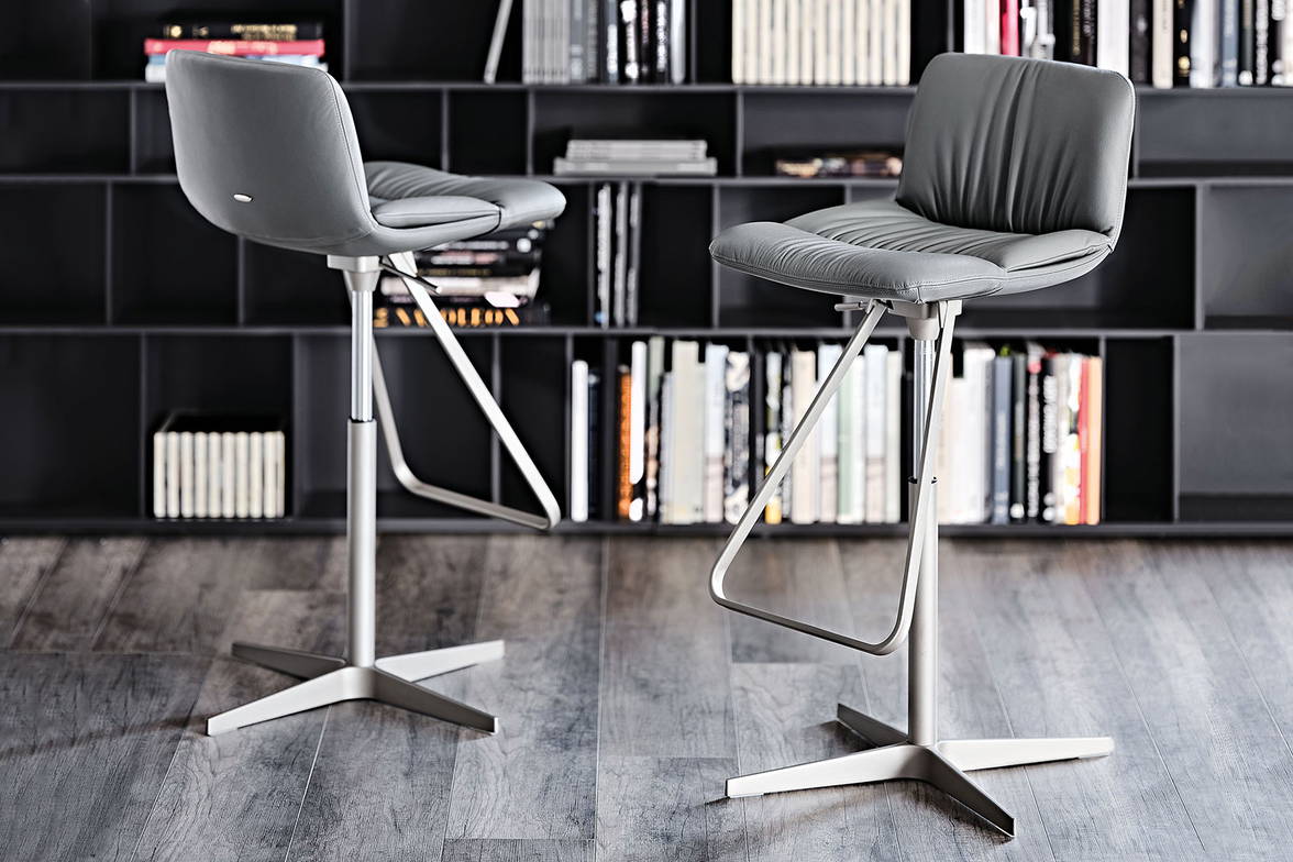 Axel X bar stools by Cattelan Italia Axel X bar stools by Cattelan Italia