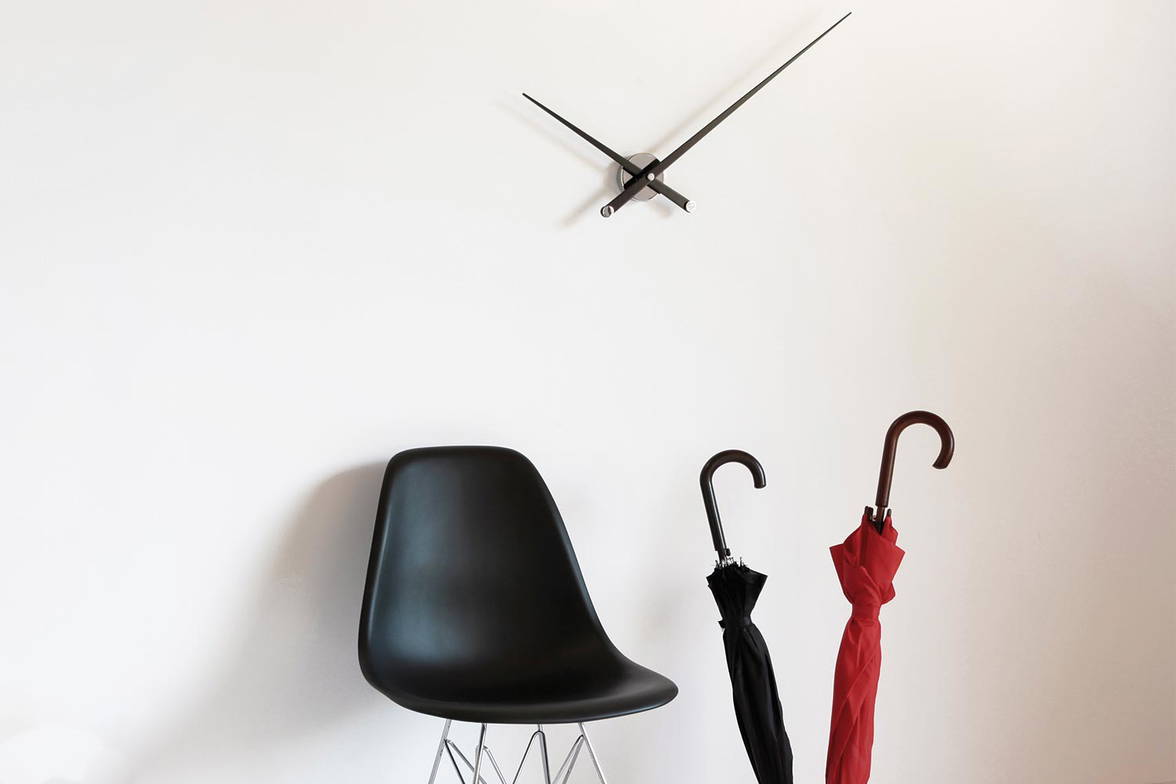 Axioma L clock by Nomon is wall-mounted Axioma L clock by Nomon is wall-mounted