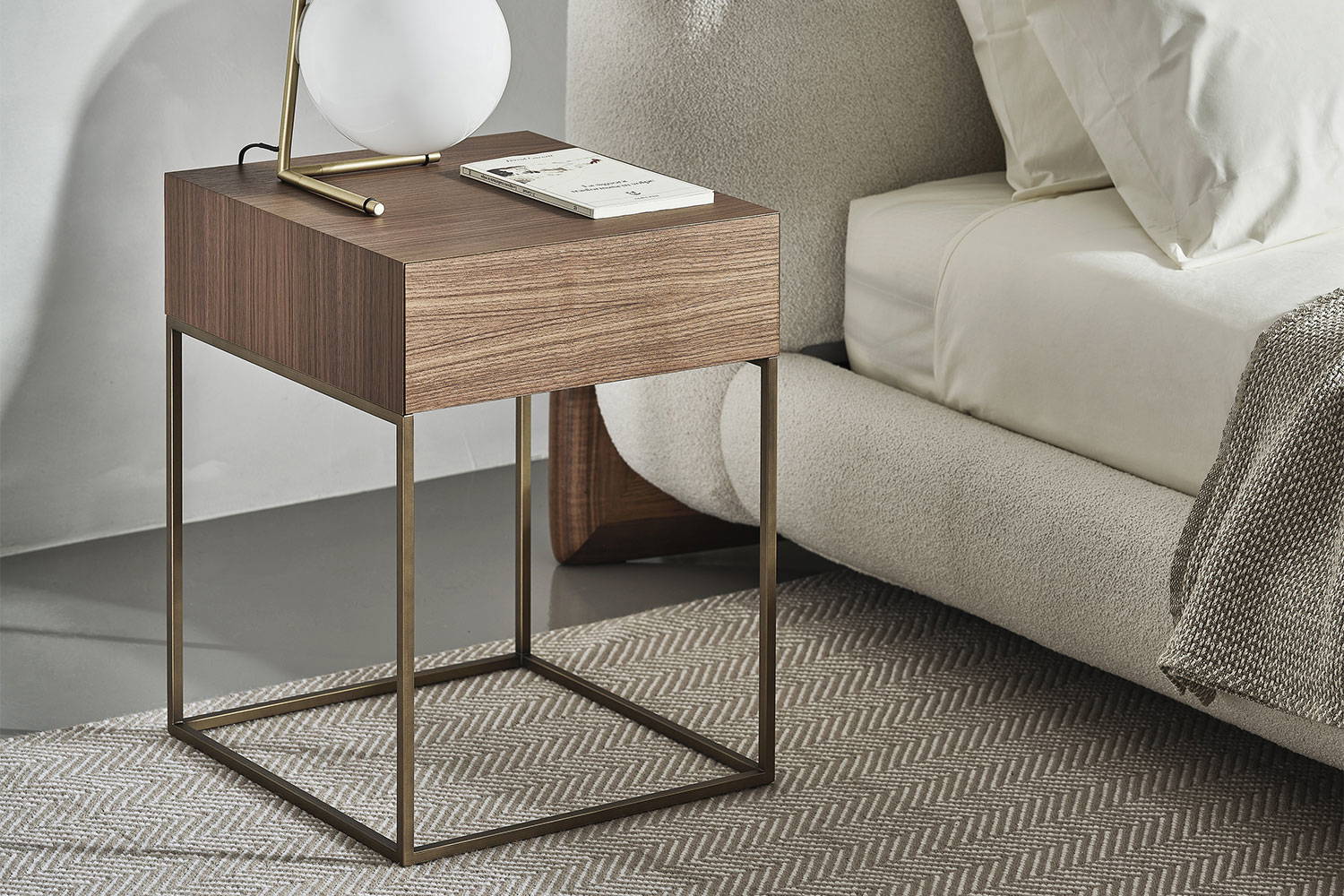 Baby nightstand in a bedroom by Porada