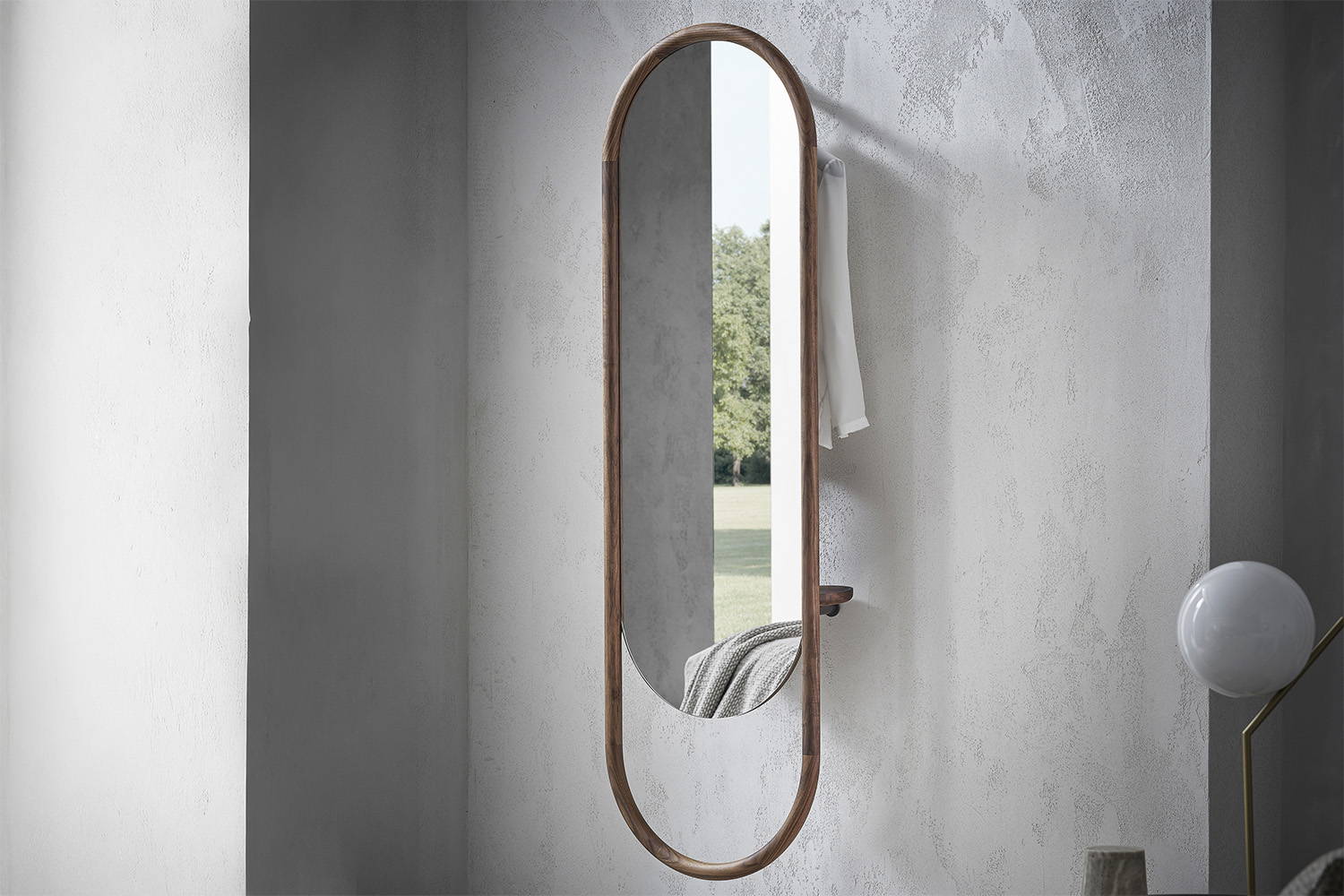 Giolino Mirror by Porada | room service 360°