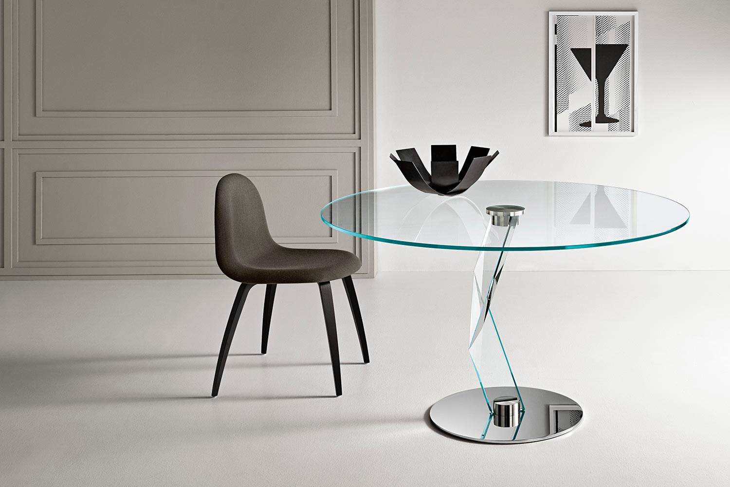 Bakkarat Alto Dining Table