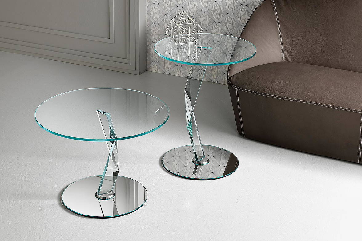 Bakkarat side tables by Tonelli in a living area
Bakkarat side tables by Tonelli in a living area
