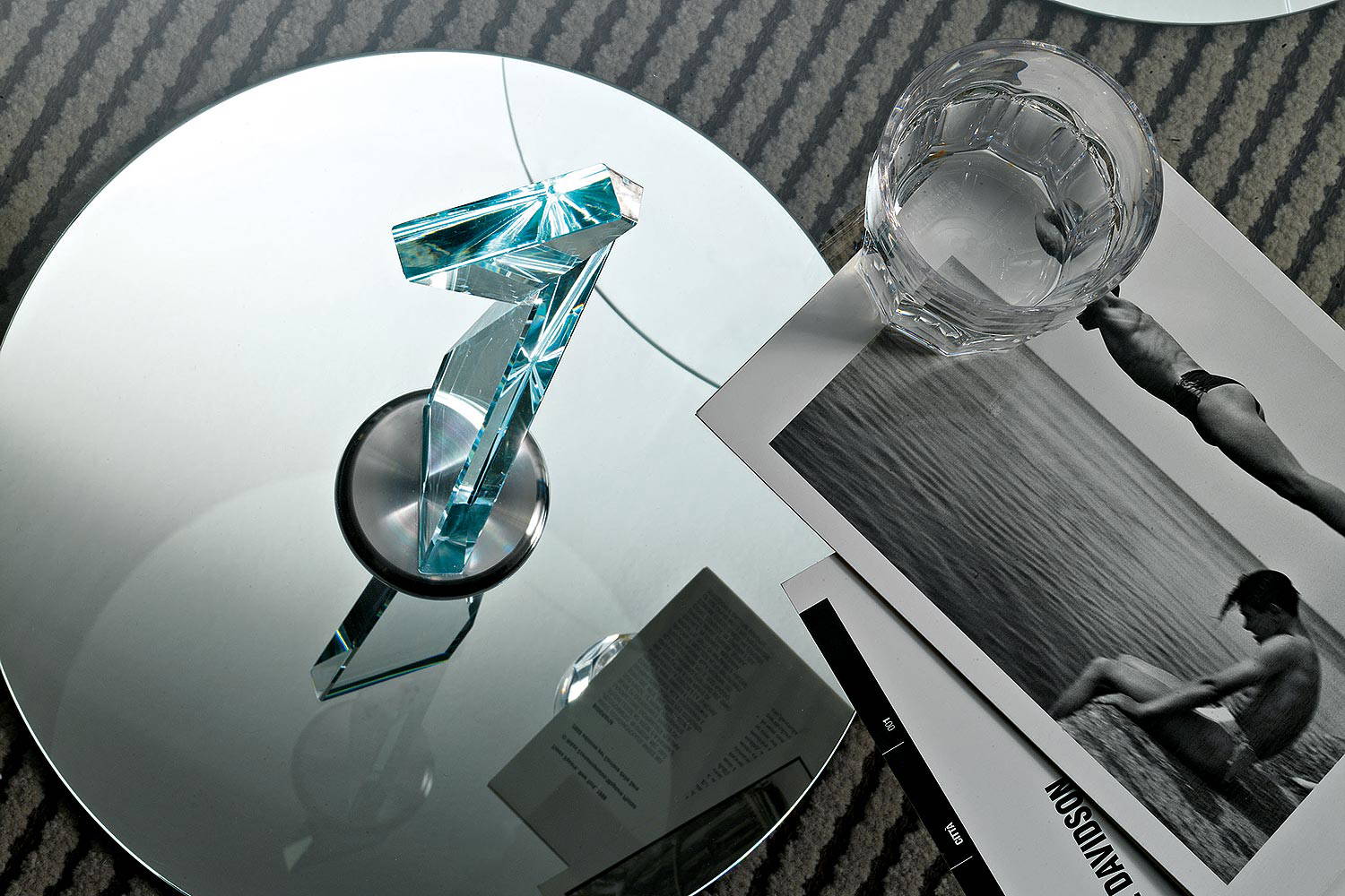 Tonelli Bakkarat Side Table - Thumbnail 3