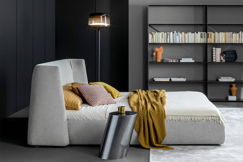 The Basket bed with the Pin floor lamp.