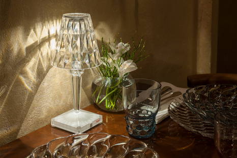 Battery table lamp by Kartell