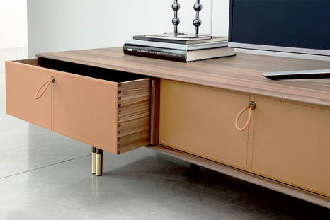Bayus 4-TV Drawer