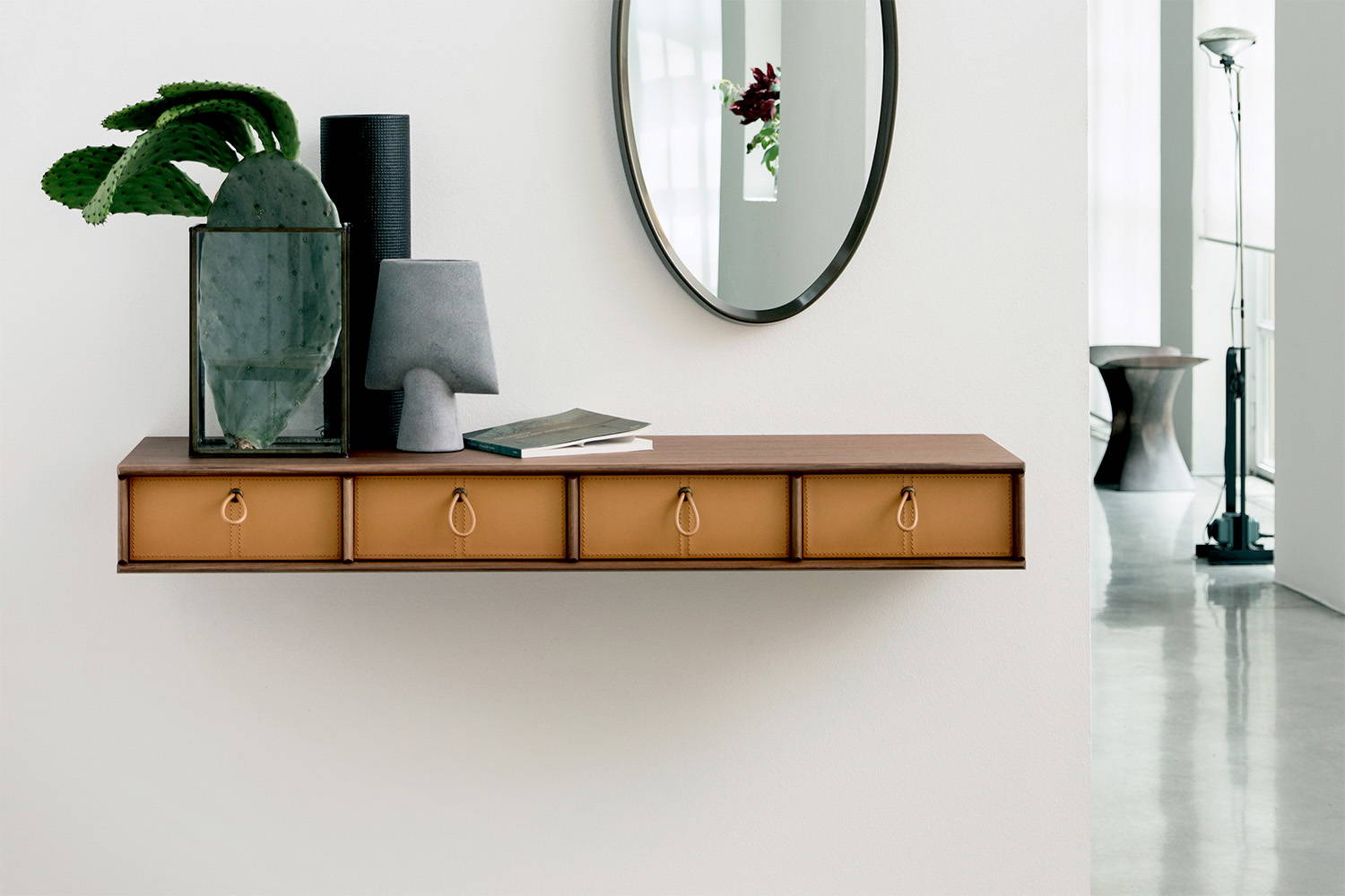 Bayus Floating Shelf