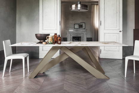 Big ceramic table by Bonaldo