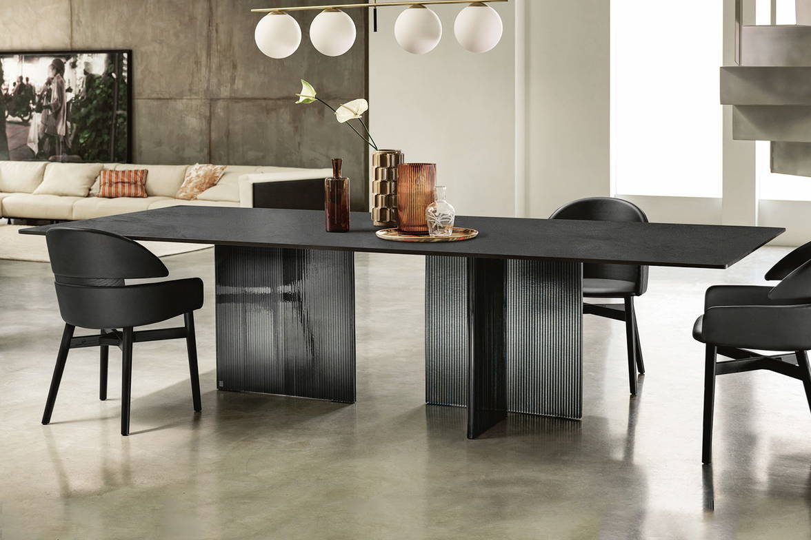Big Wave dining table by Fiam Italia Big Wave dining table by Fiam Italia