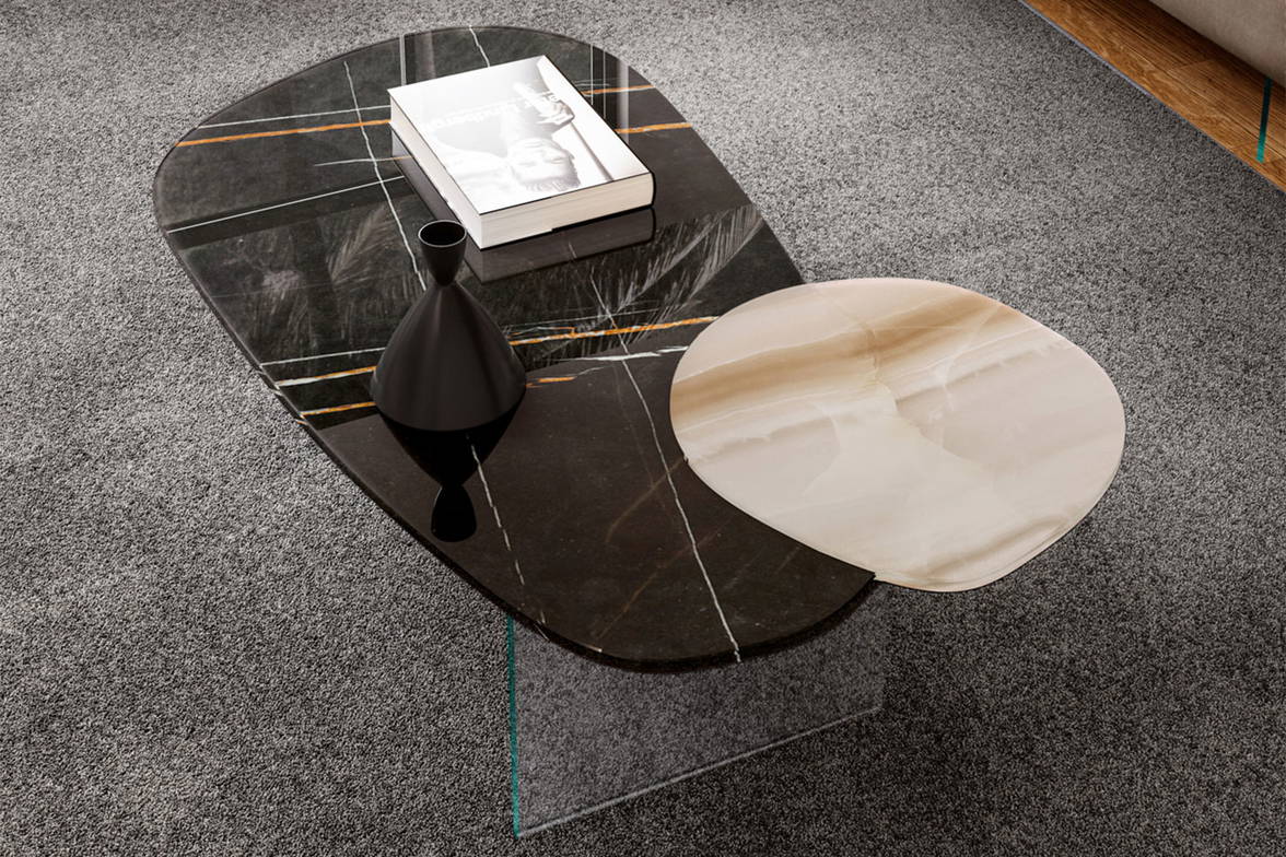 Blendie 1411 Coffee Table by Daniele Lago for Lago. Blendie 1411 Coffee Table by Daniele Lago for Lago.