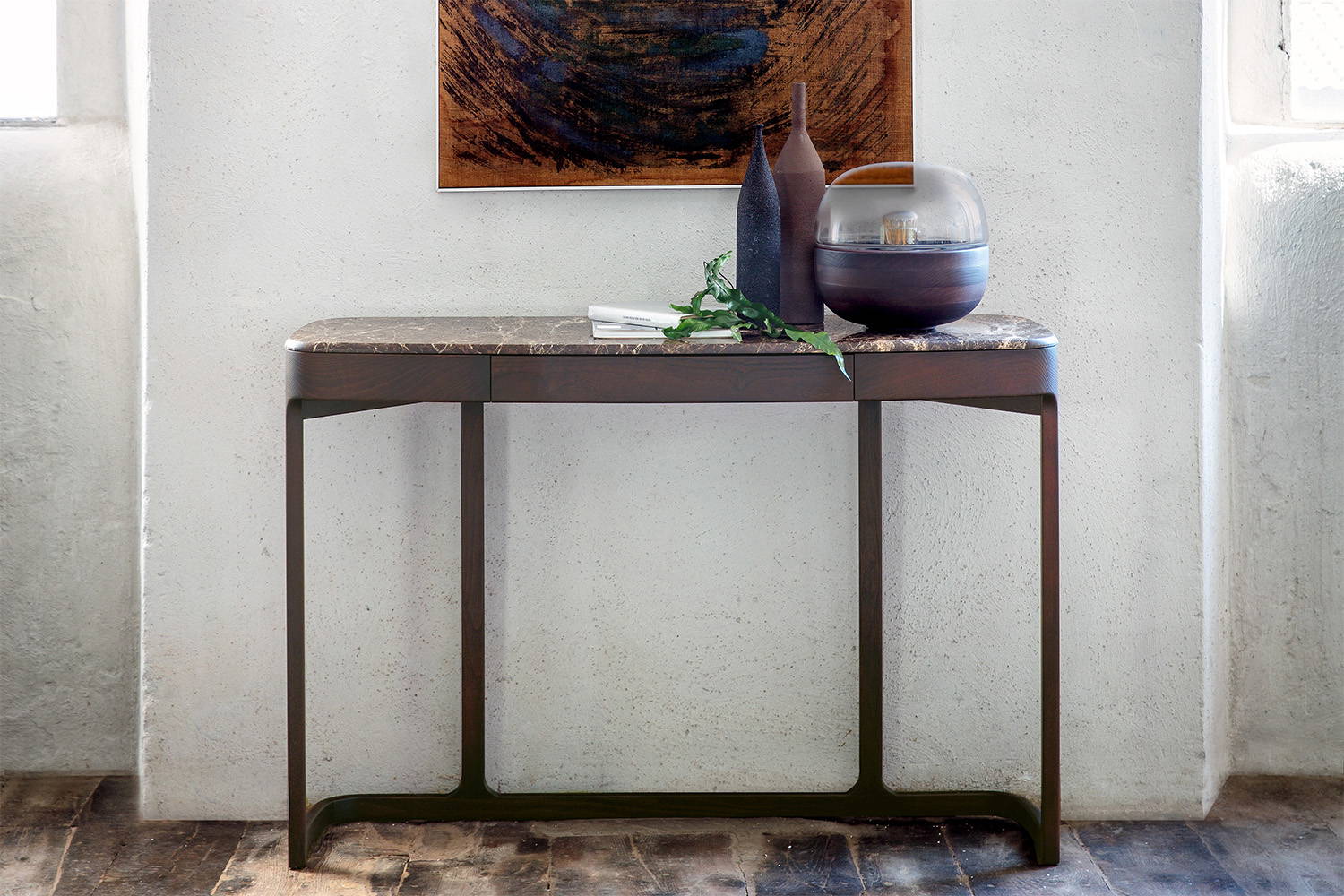 Miyabi Console Table by Porada | room service 360°