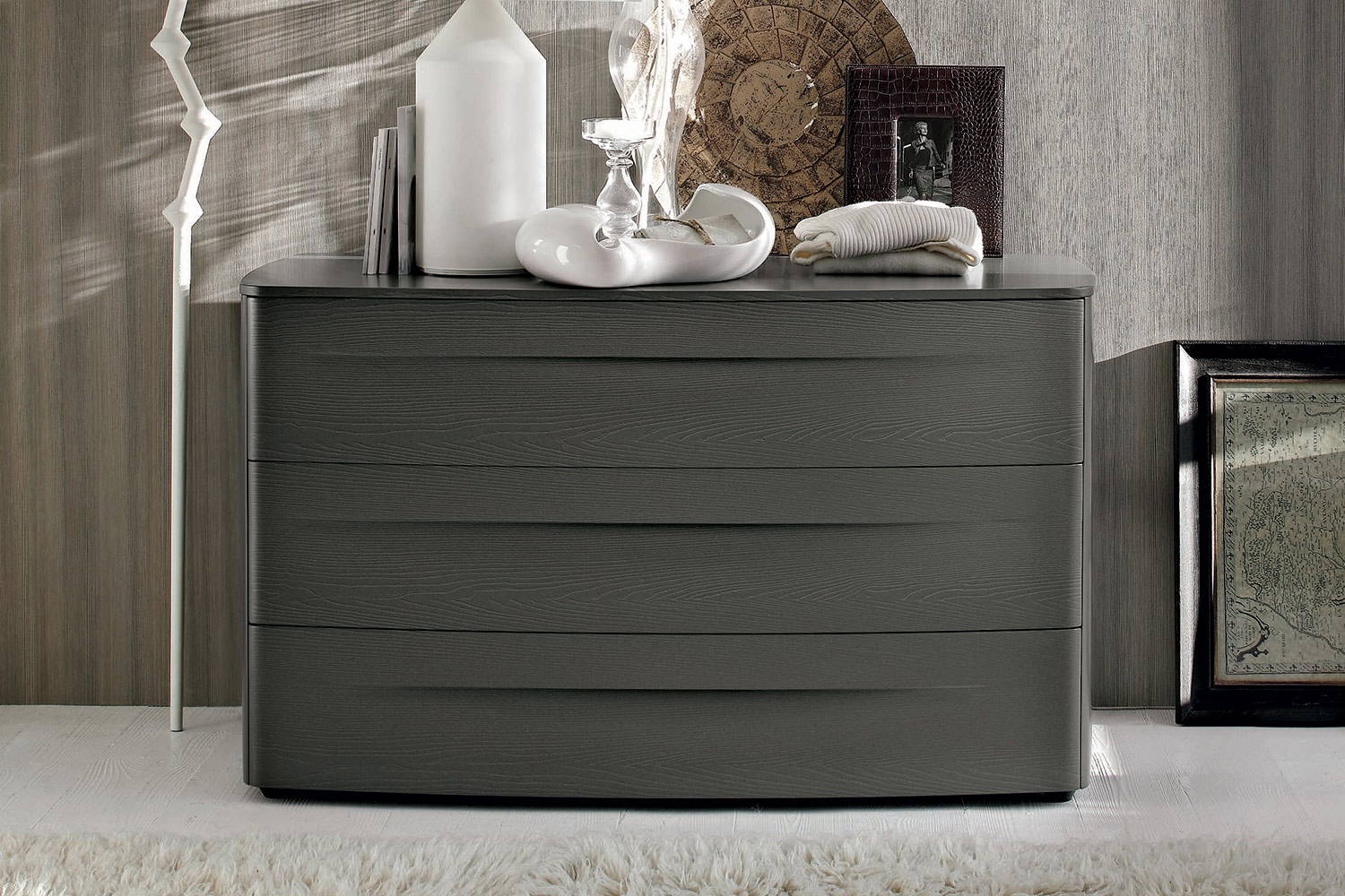 Tomasella Bogart Dresser - Thumbnail 3