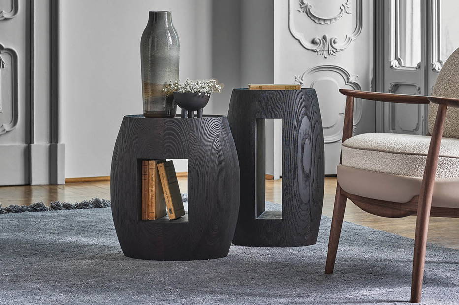 Bold End Table designed by Giuseppe Viganò