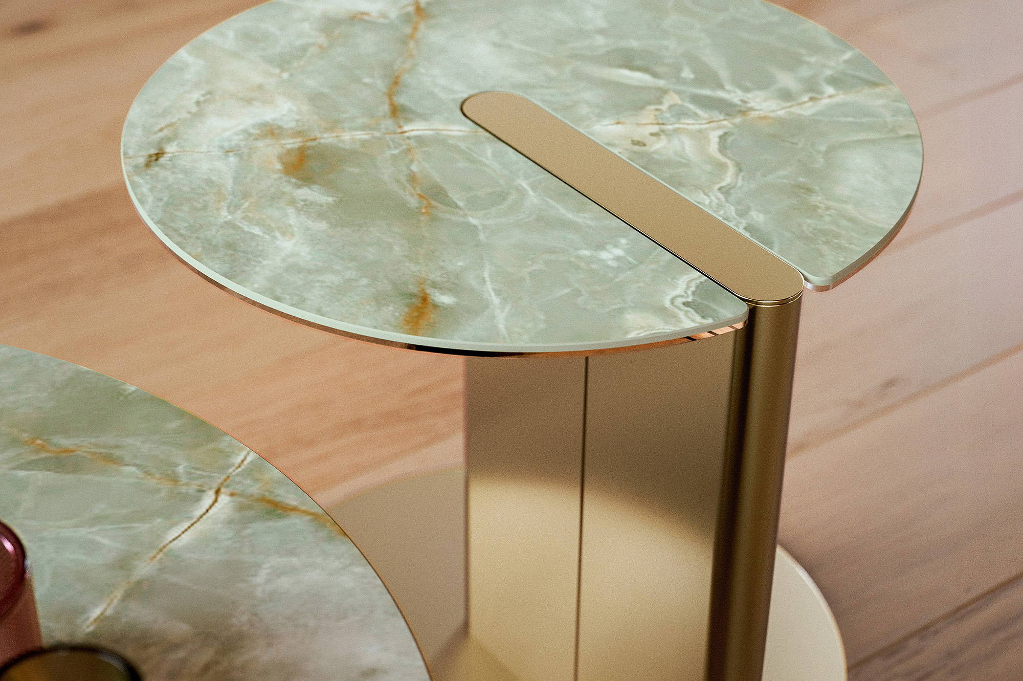 Bolt Coffee Table by Bontempi Casa | room service 360°